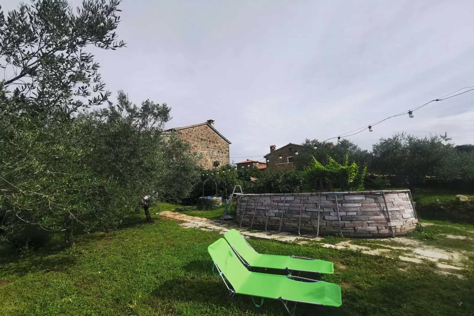 Abitanti Rustic Apartment with Balcony - Two Bedroom Apartment with Balcony-Im Freien