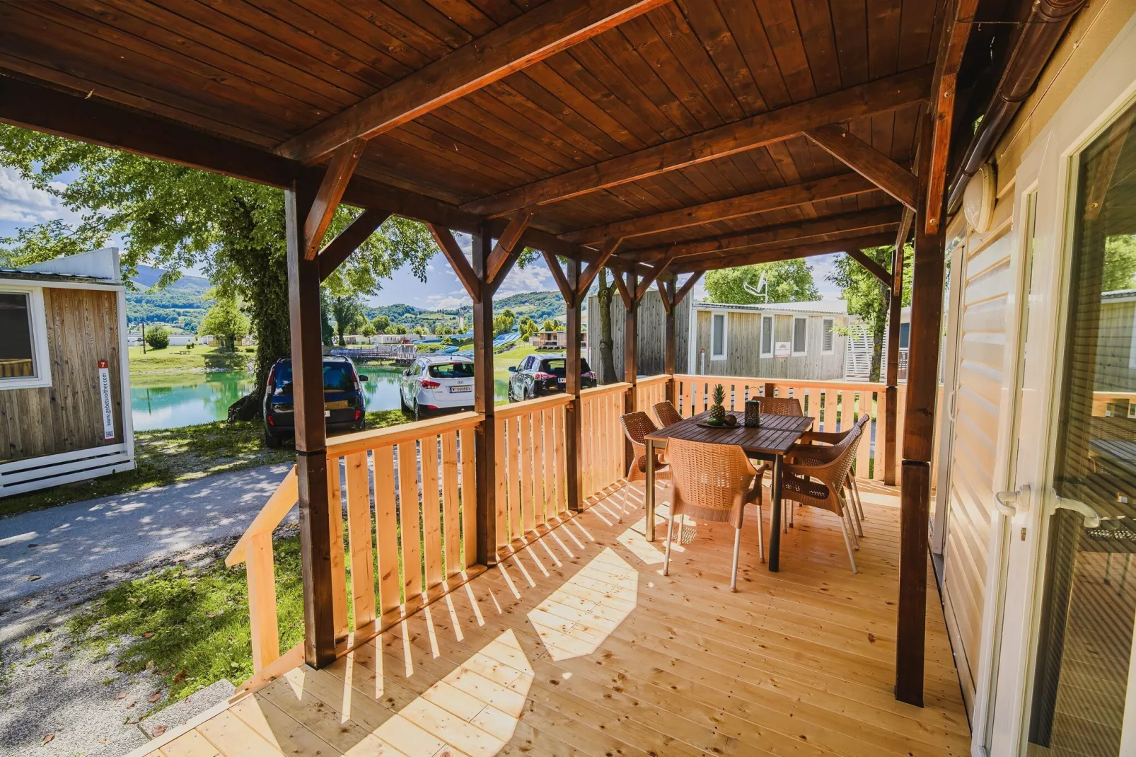 Waterside Retreat Mobile Homes with Thermal Riviera Tickets - Three Bedroom Mobile Home with Lake View (owner 6)-Terrasse