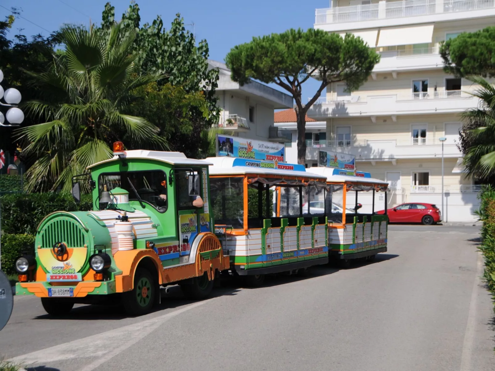 Happy Camp Mobil Homes in Riccione-Drinnen