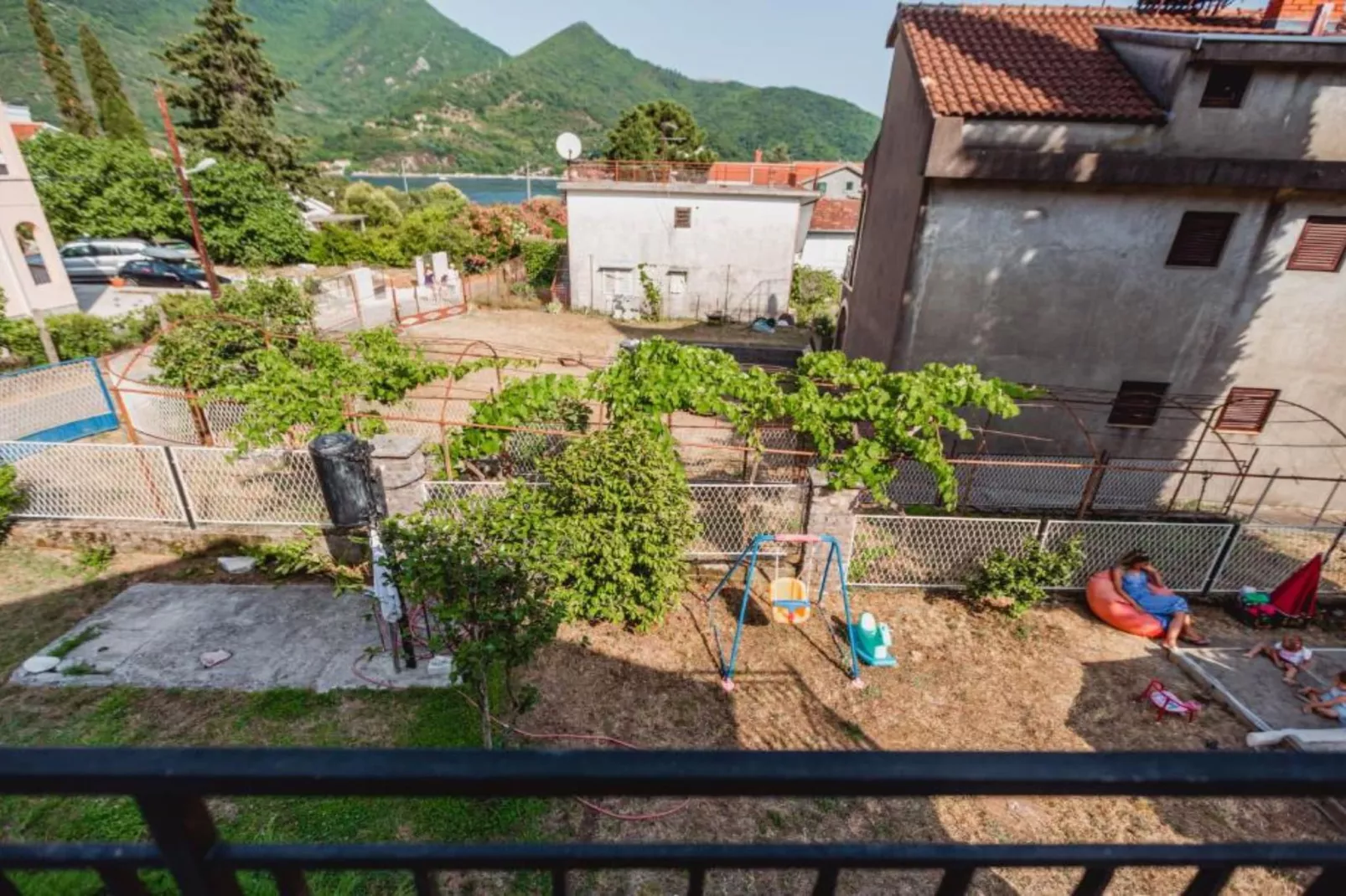 Modern Apartment with Terrace in Herceg Novi - Two Bedroom Apartment-Extérieur