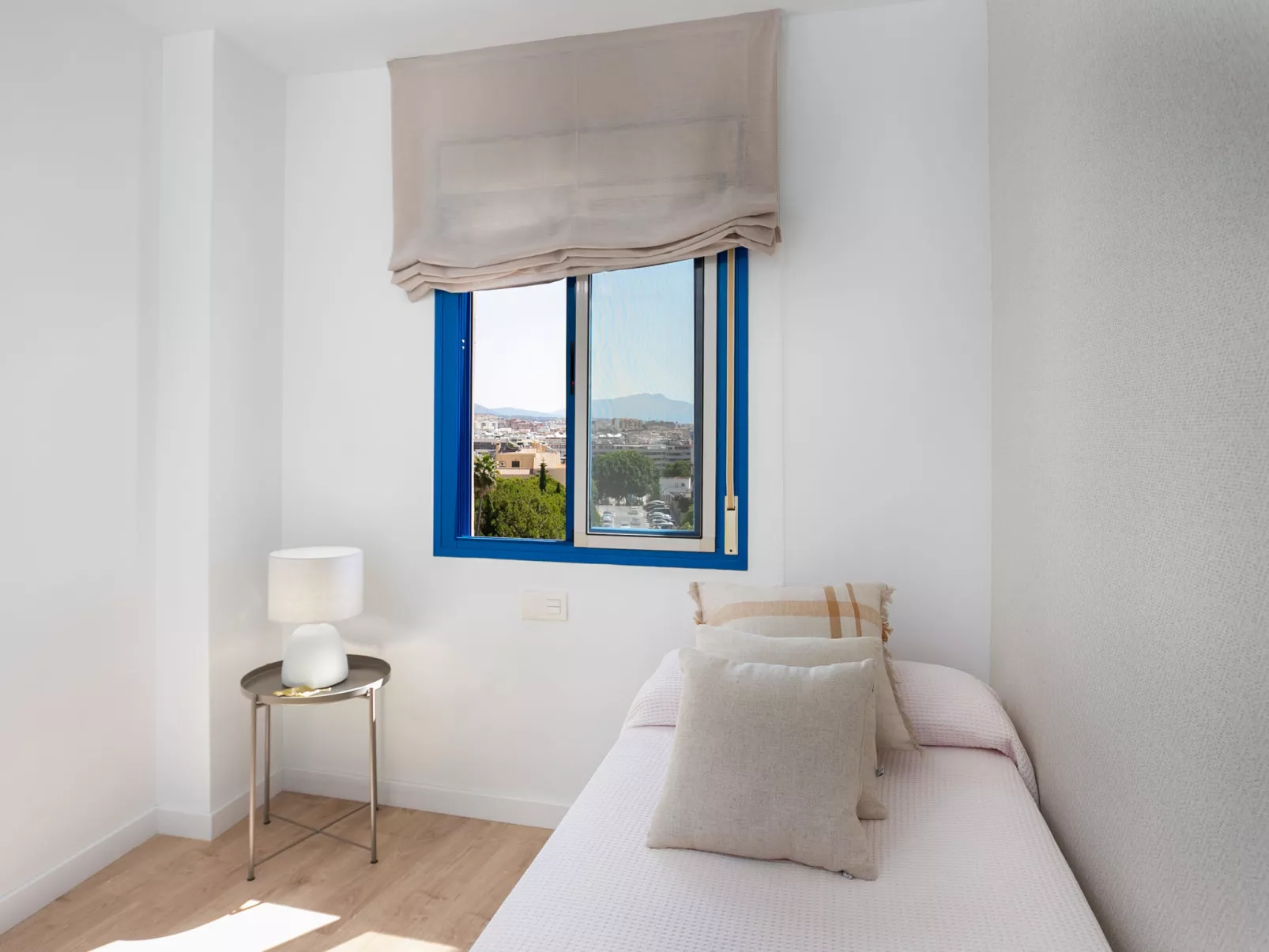 Urban Nest Estepona-Drinnen