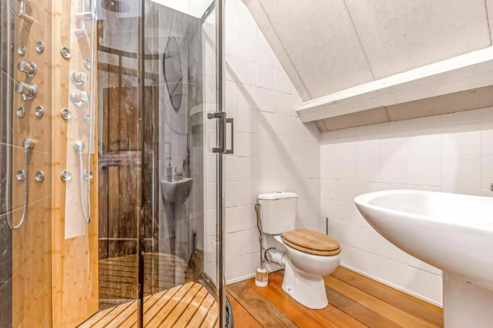 Boerderij Feny-Bathroom