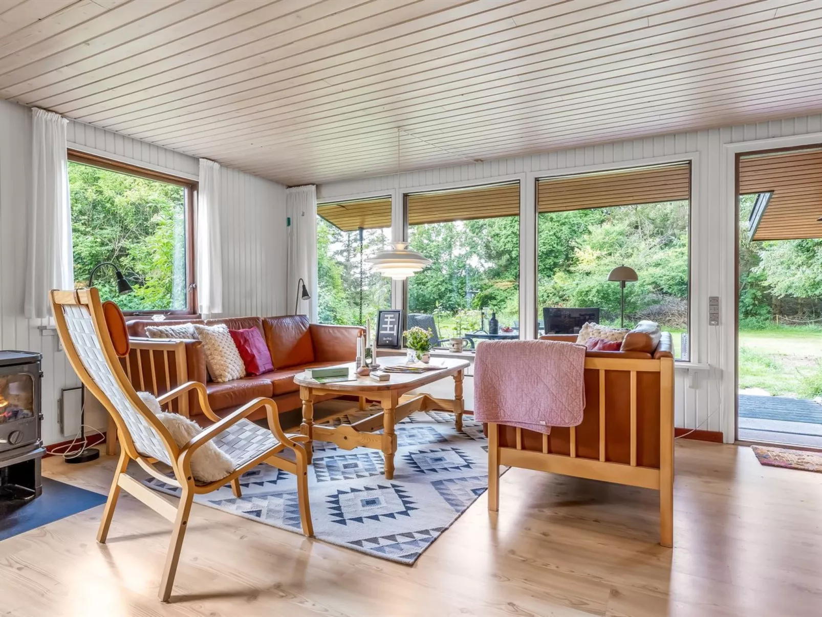 "Wenche" - 840m from the sea-Inside