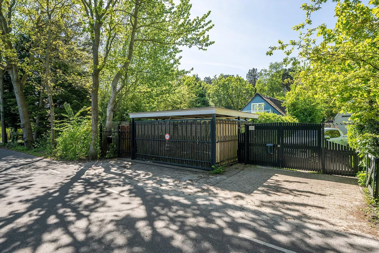 Bosrandweg 496-Gardens in summer