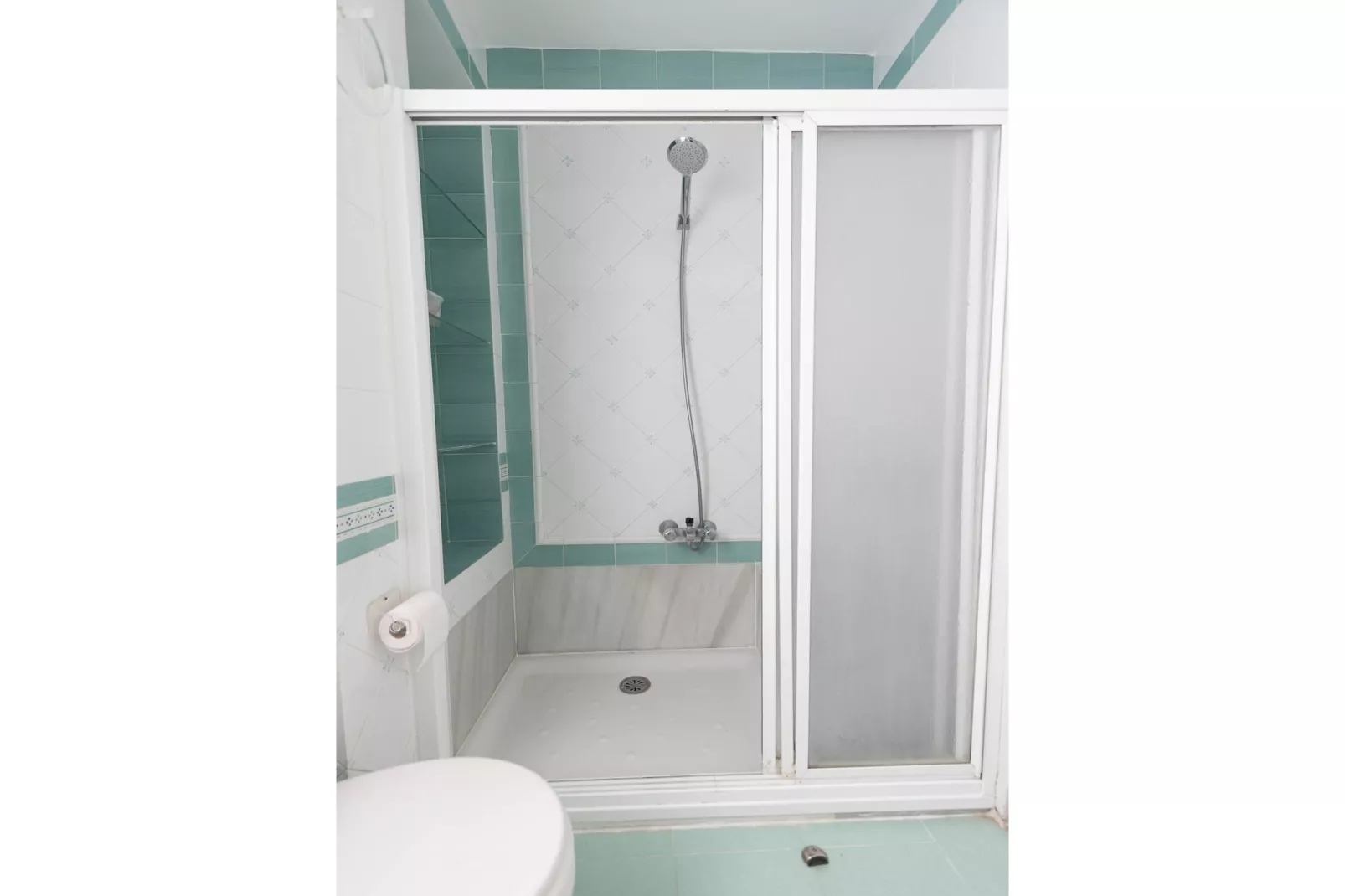 CT 383 GR - Faro's Almuñecar Beachfront for 4-Bathroom