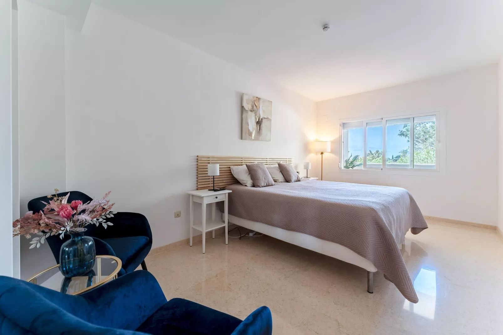 CT 375 - Faro's Cozy Dream in Elviria - Marbella-Schlafzimmer