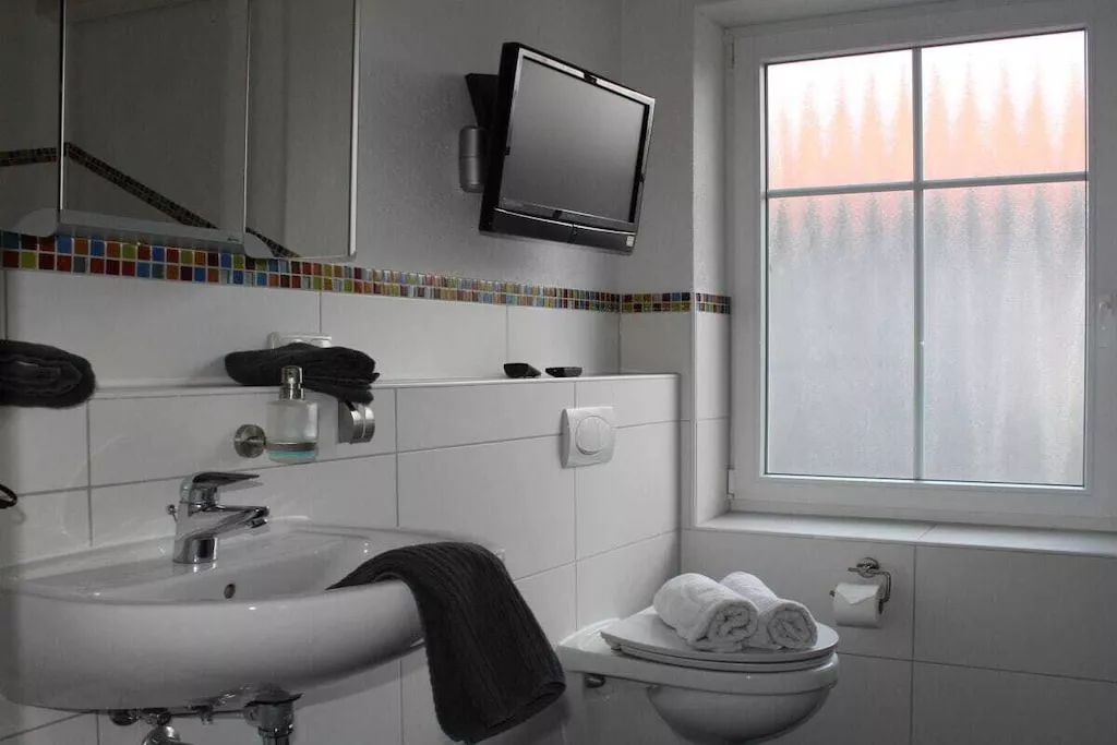 512145-Nicht zugeordnet