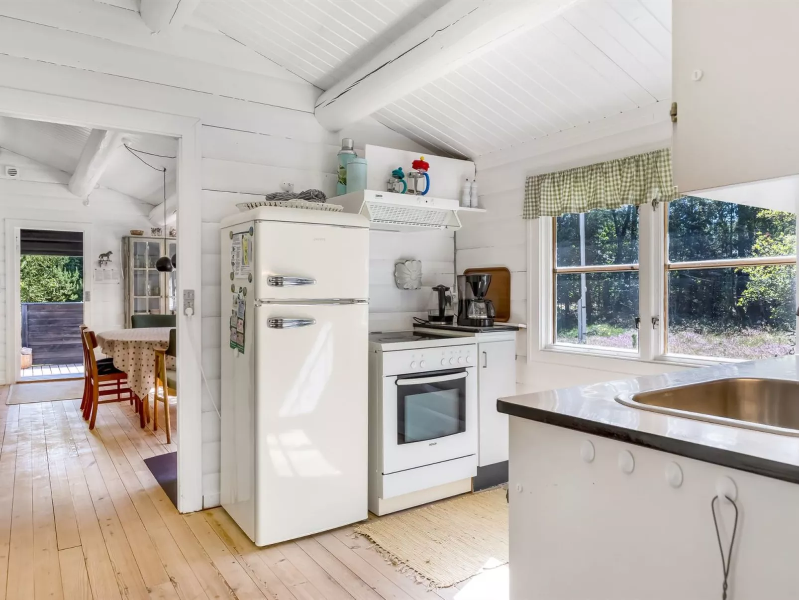 "Reinhardt" - 800m from the sea-Drinnen