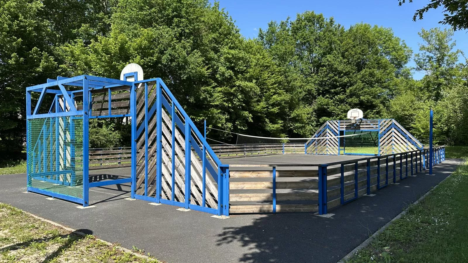 Lac Bleu nr 14-Facilities