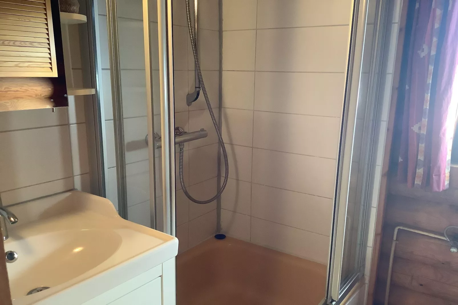 Blockhaus-Badezimmer