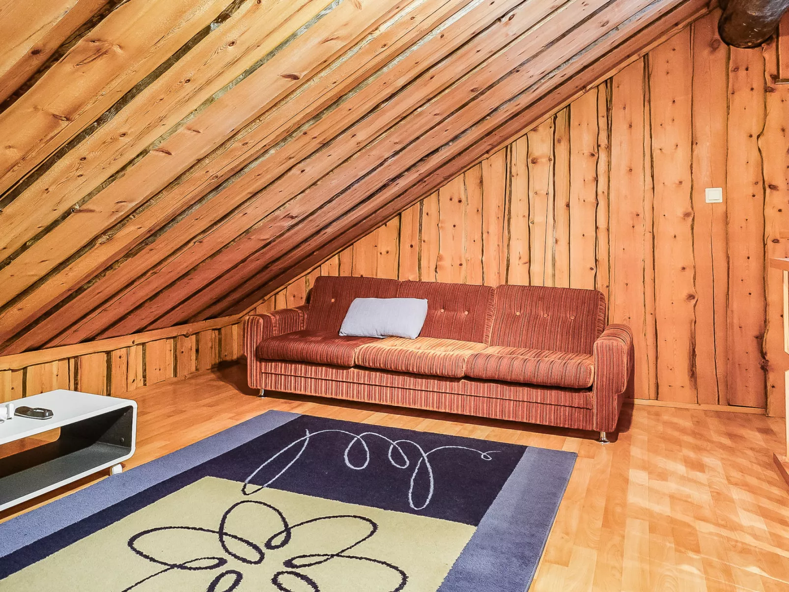 Kantapää d3-Dedans