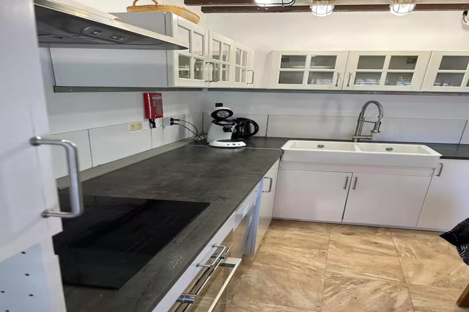 L'Ecureuil Blanc-Kitchen