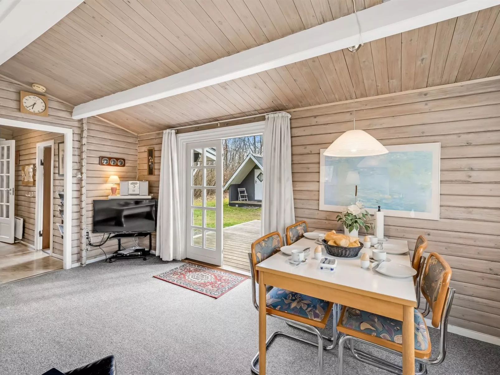 "Leandra" - 11km from the sea-Drinnen