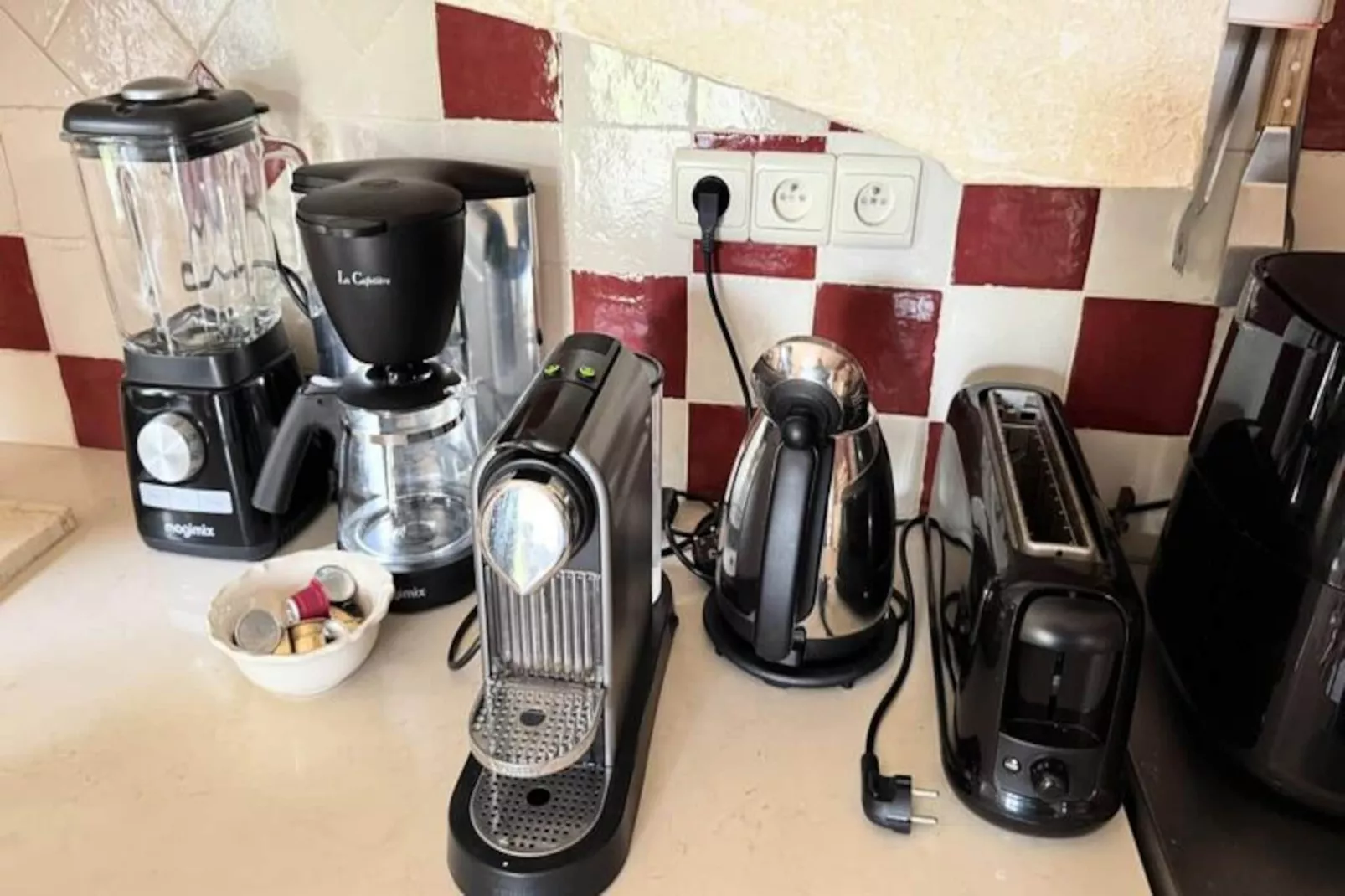 Belle Villa Proven&ccedil;ale Avec Piscine Et Jacuzzi-Untagged