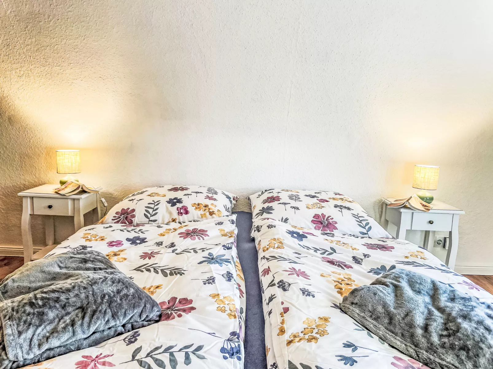 Die Dorfperle-Dedans