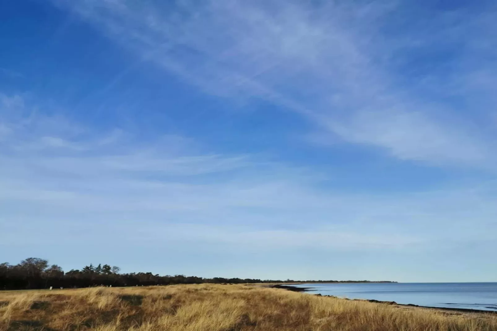 3 room, close to the sea/dike-Water view