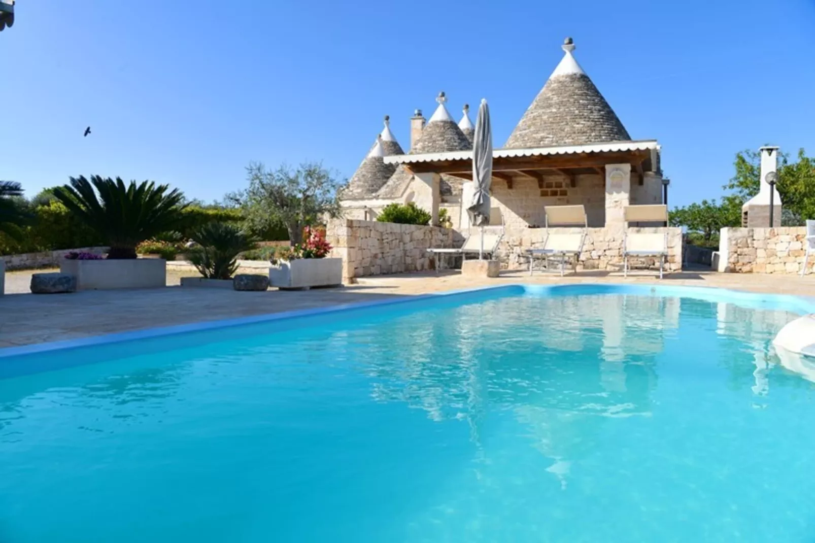 Holiday home Cisternino-Trullo Ulivo Antico-Piscine