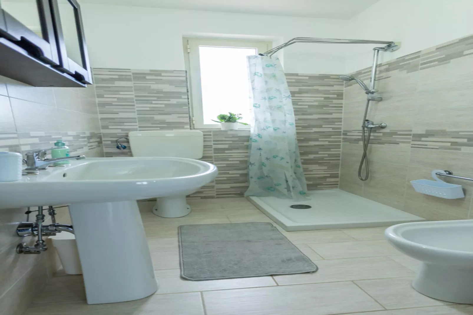 Ferienhaus Casa Mamma Maria Francavilla di Sicilia-Badezimmer