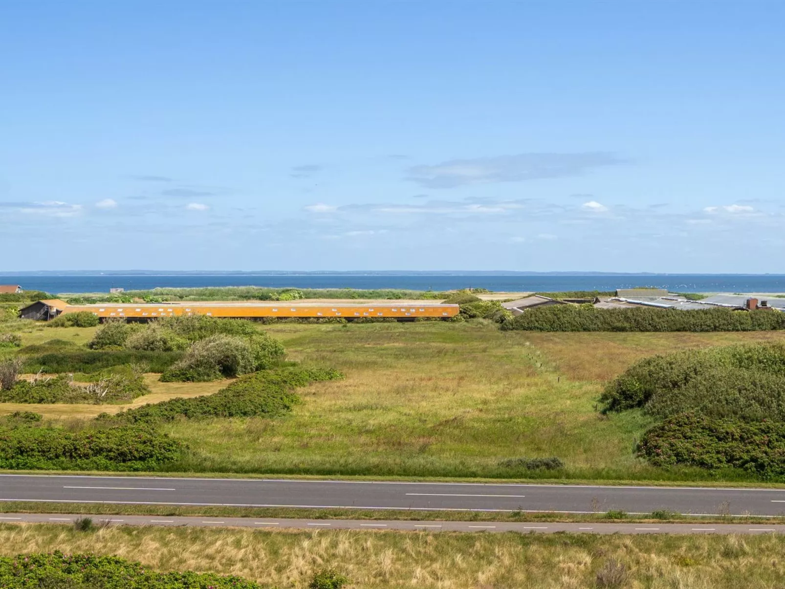 "Erle" - 200m to the fjord-Outside