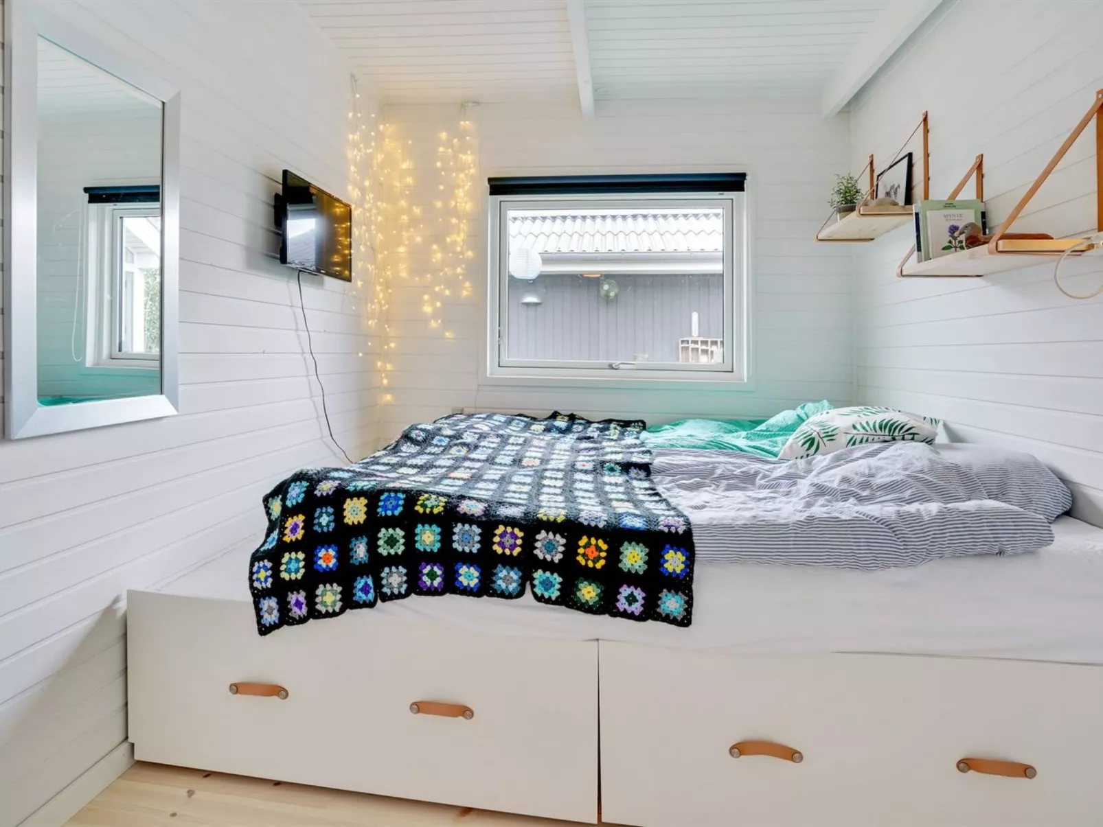 "Thersten" - 500m to the fjord-Inside