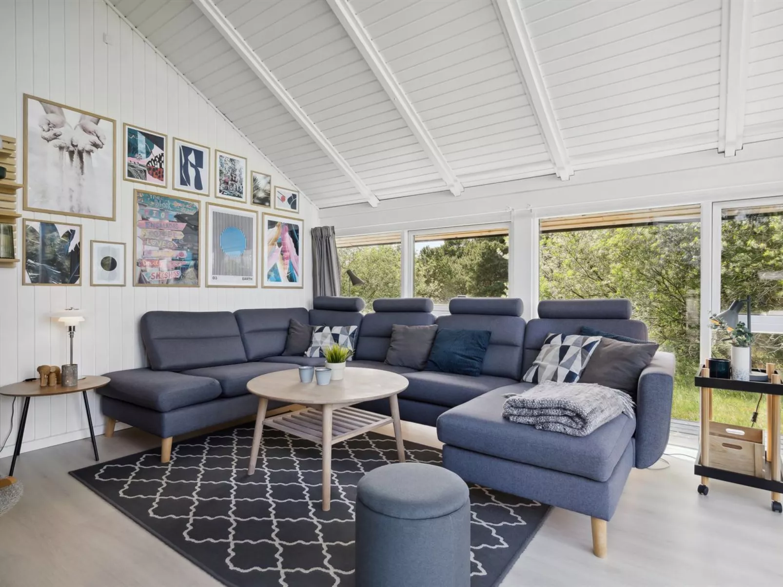 "Julie" - 1.5km from the sea-Inside