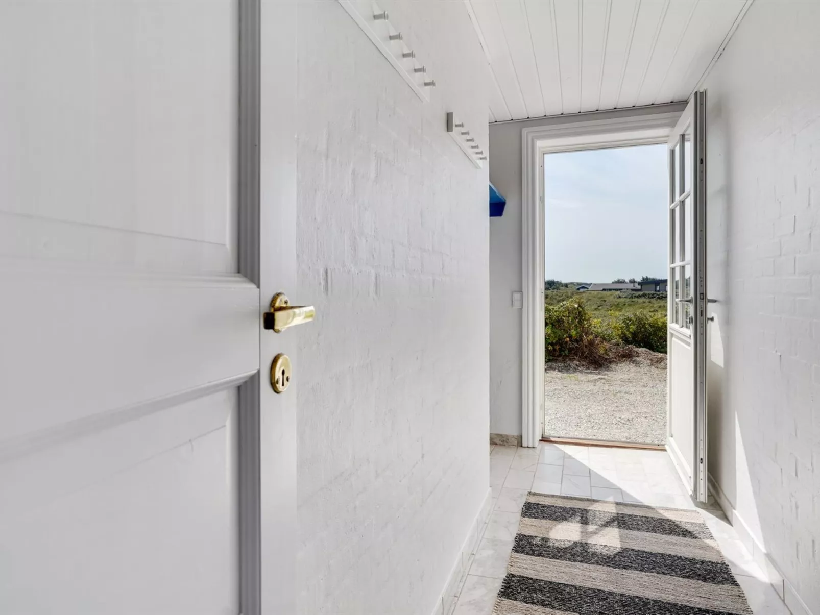 "Bernice" - 150m from the sea-Drinnen