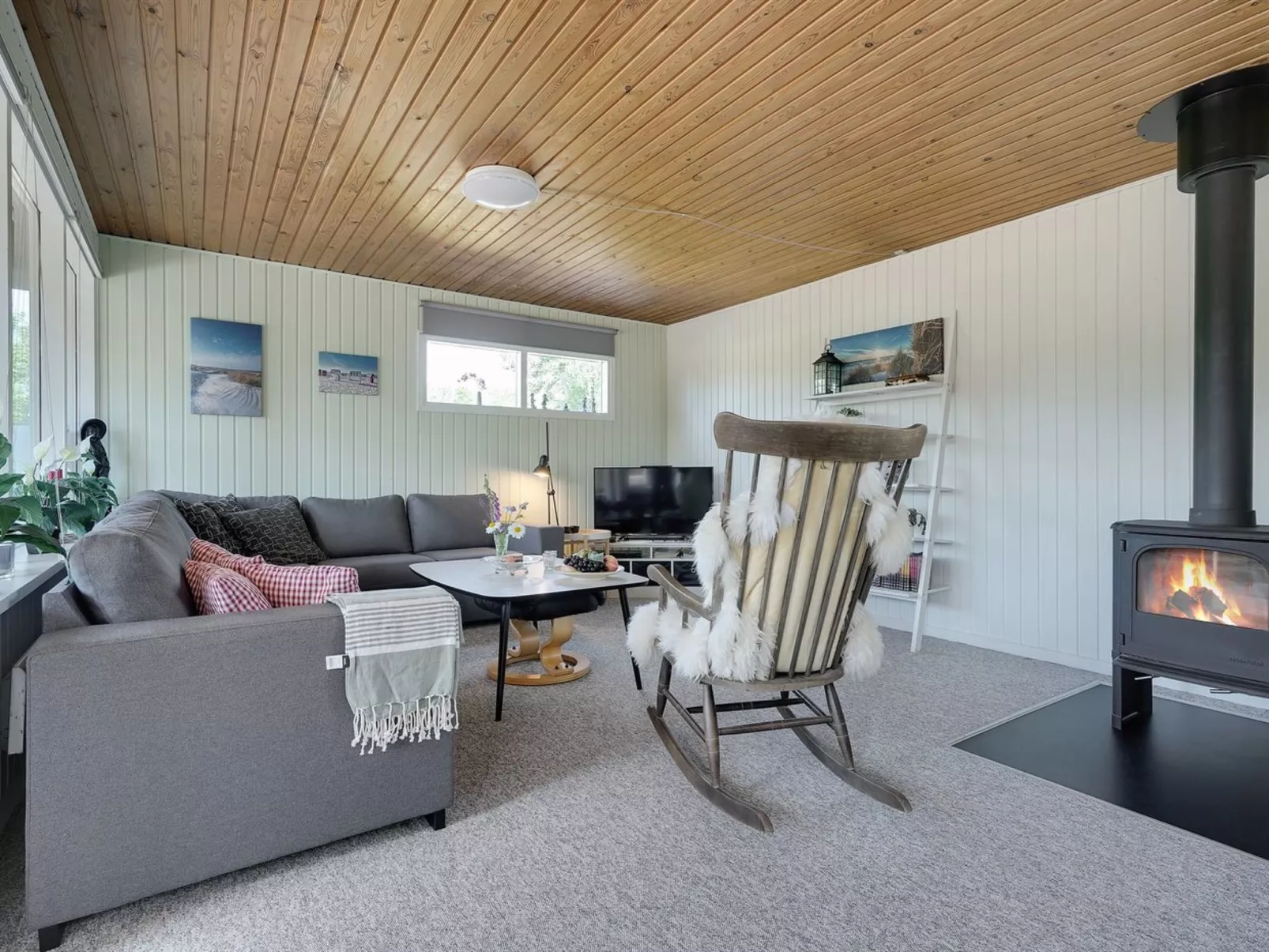 "Mina" - 1.4km from the sea-Drinnen