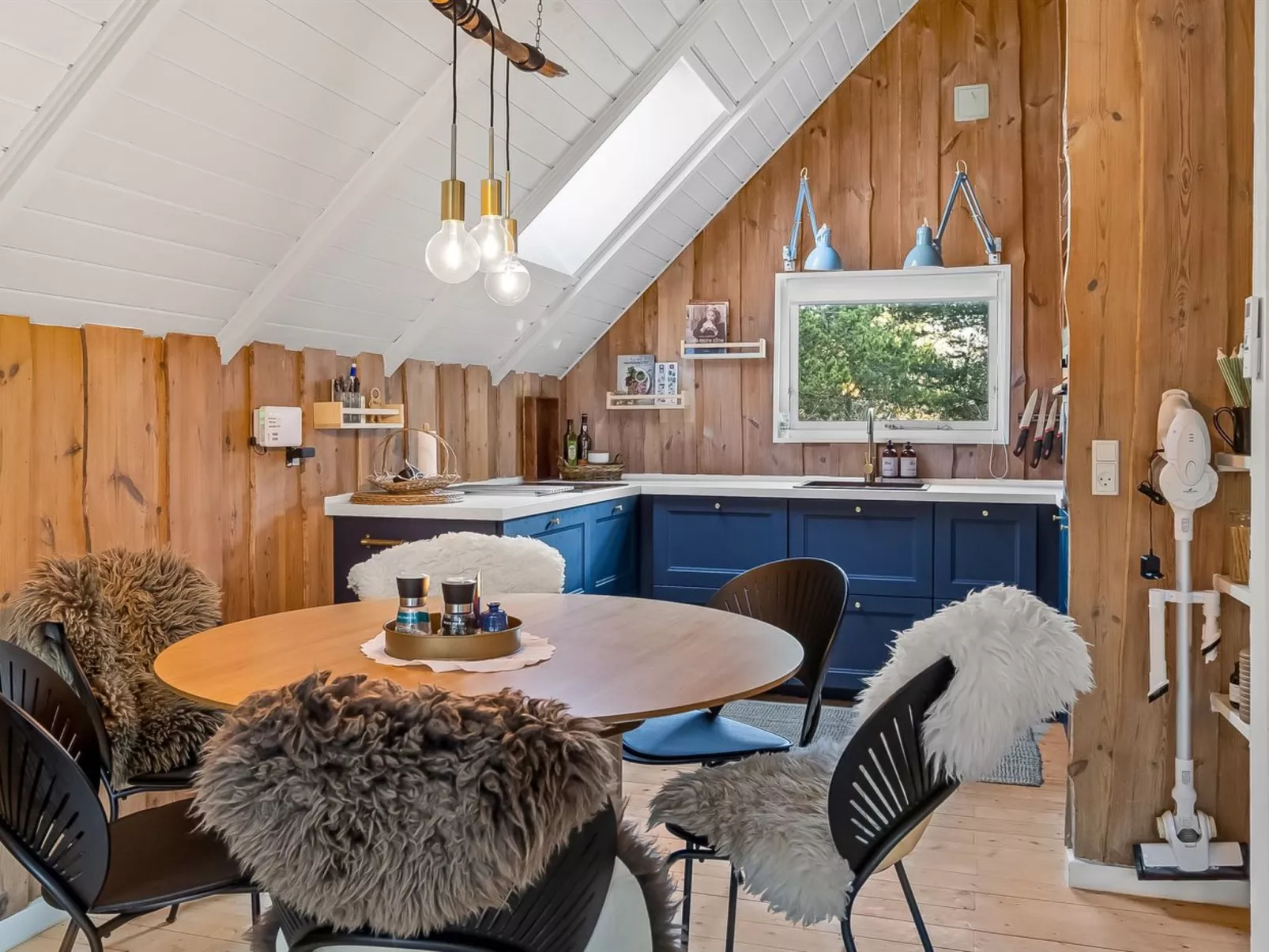 "Magga" - 3.2km from the sea-Drinnen