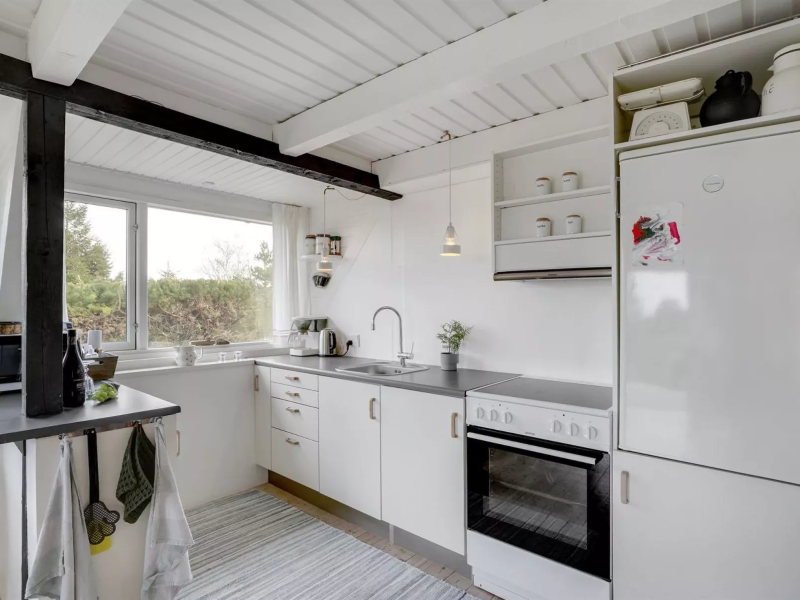 "Brunhild" - 300m to the fjord-Inside