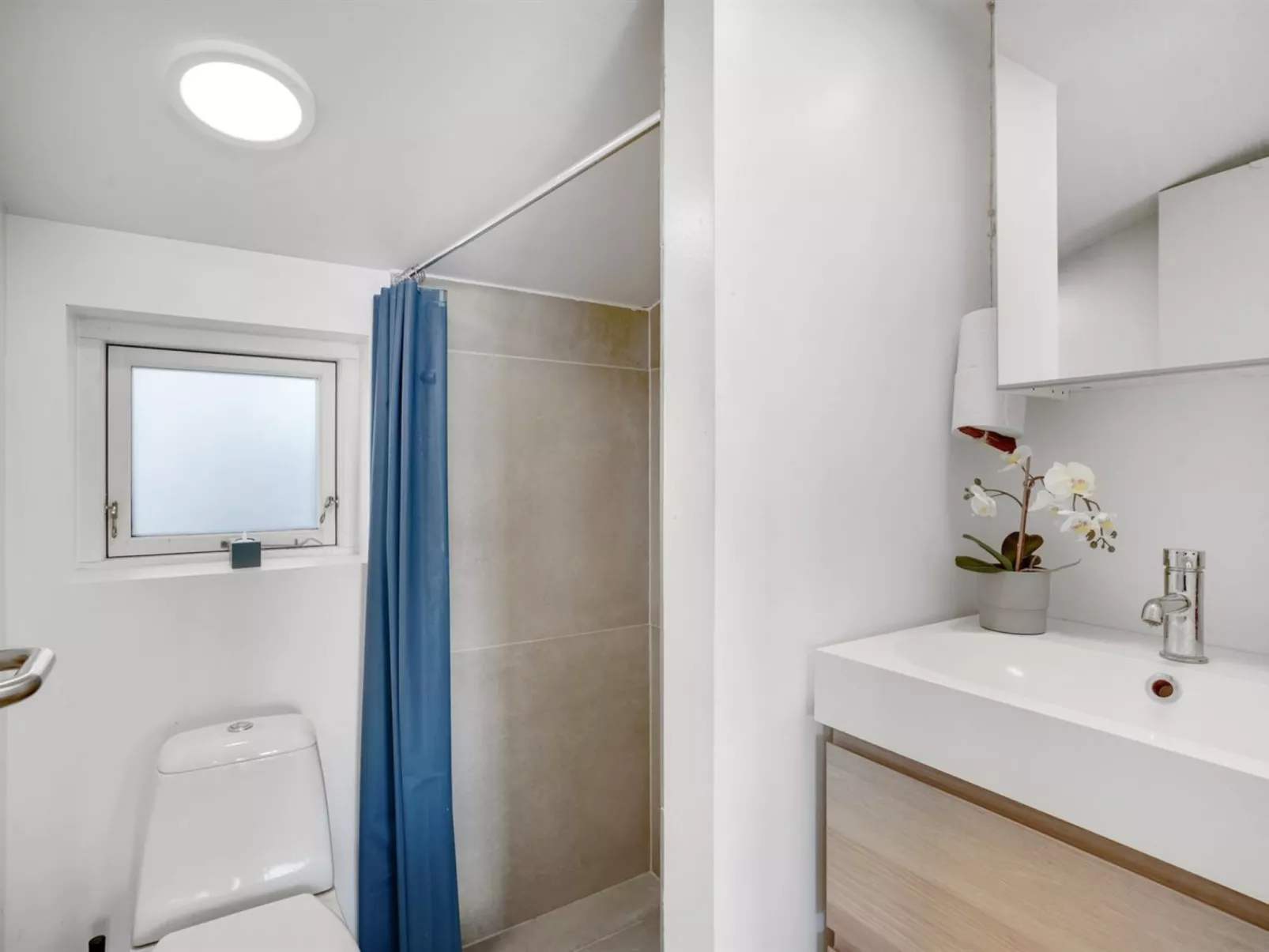 "Nielsen" - 30m to the fjord-Drinnen