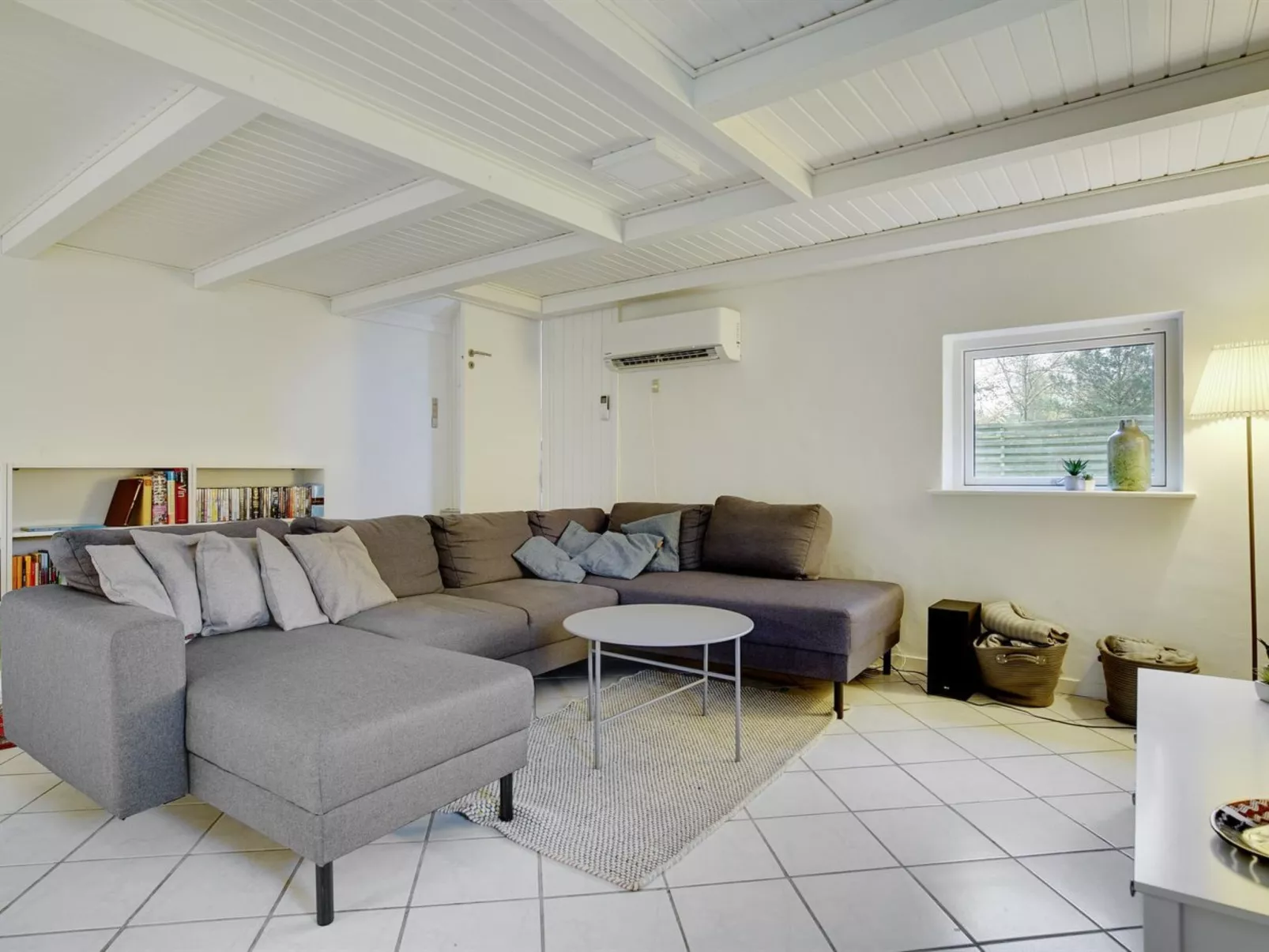 "Ingalil" - 650m from the sea-Inside