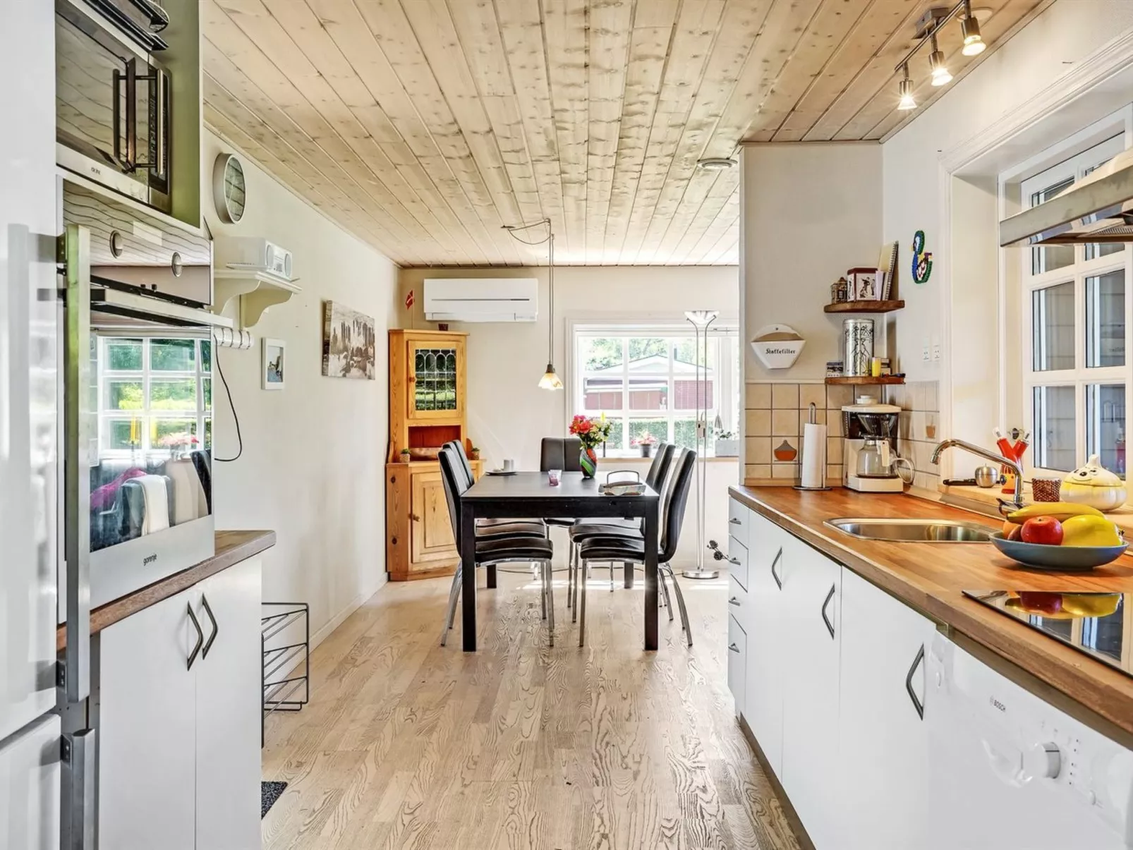 "Edele" - 800m from the sea-Dedans