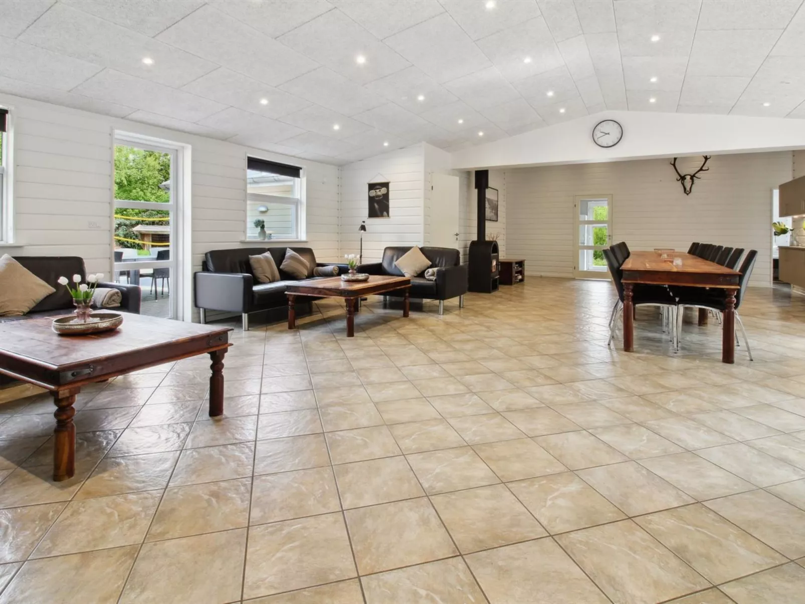 "Nael" - 1.6km from the sea-Drinnen