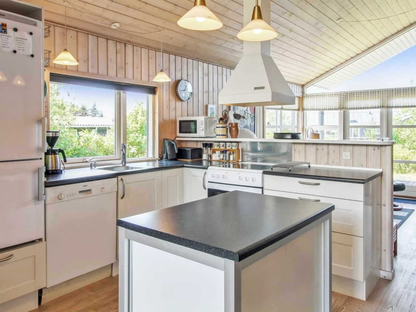 "Fides" - 600m from the sea-Inside