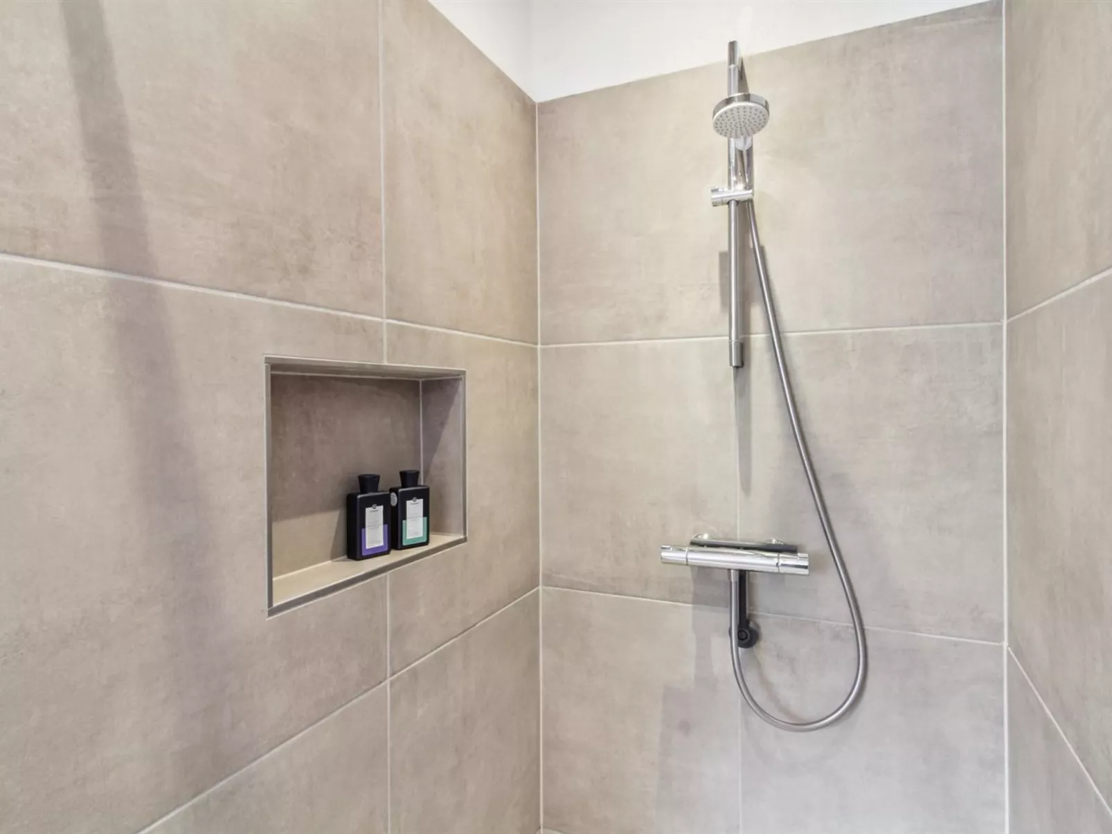 "Dufa" - 3.2km from the sea-Inside