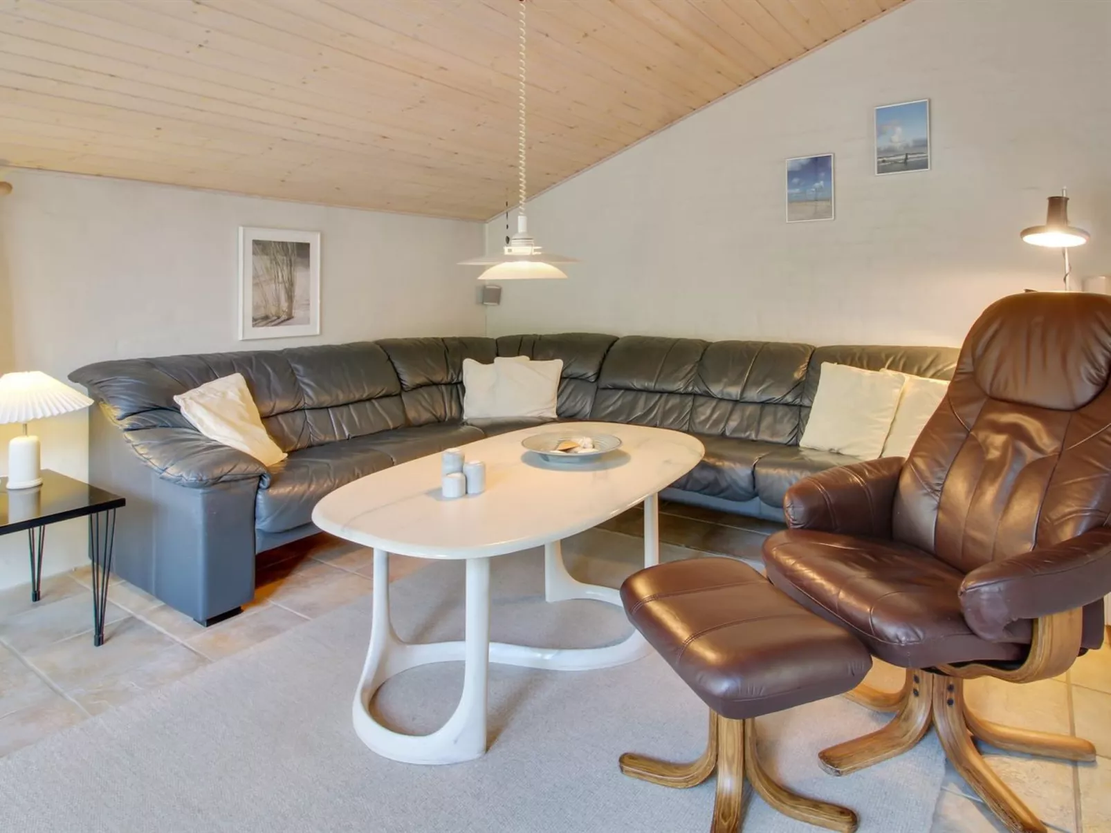 "Elsy" - 2.6km from the sea-Drinnen