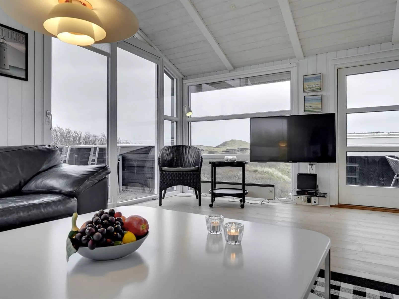 "Swerting" - 230m from the sea-Drinnen