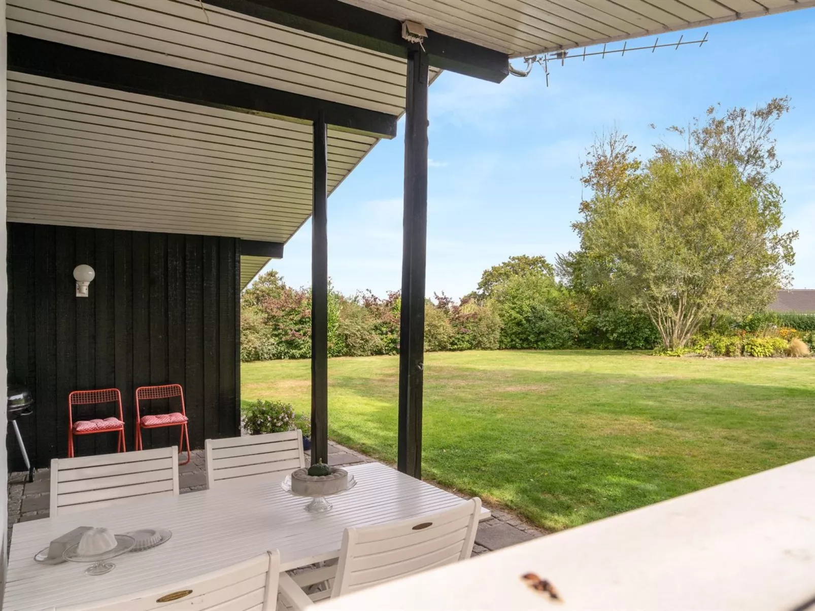 "Suoma" - 400m to the fjord-Outside