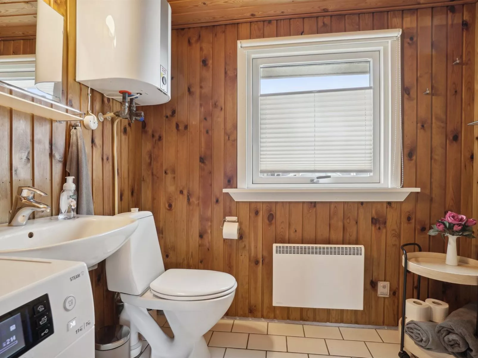 "Siri" - 400m from the sea-Dedans