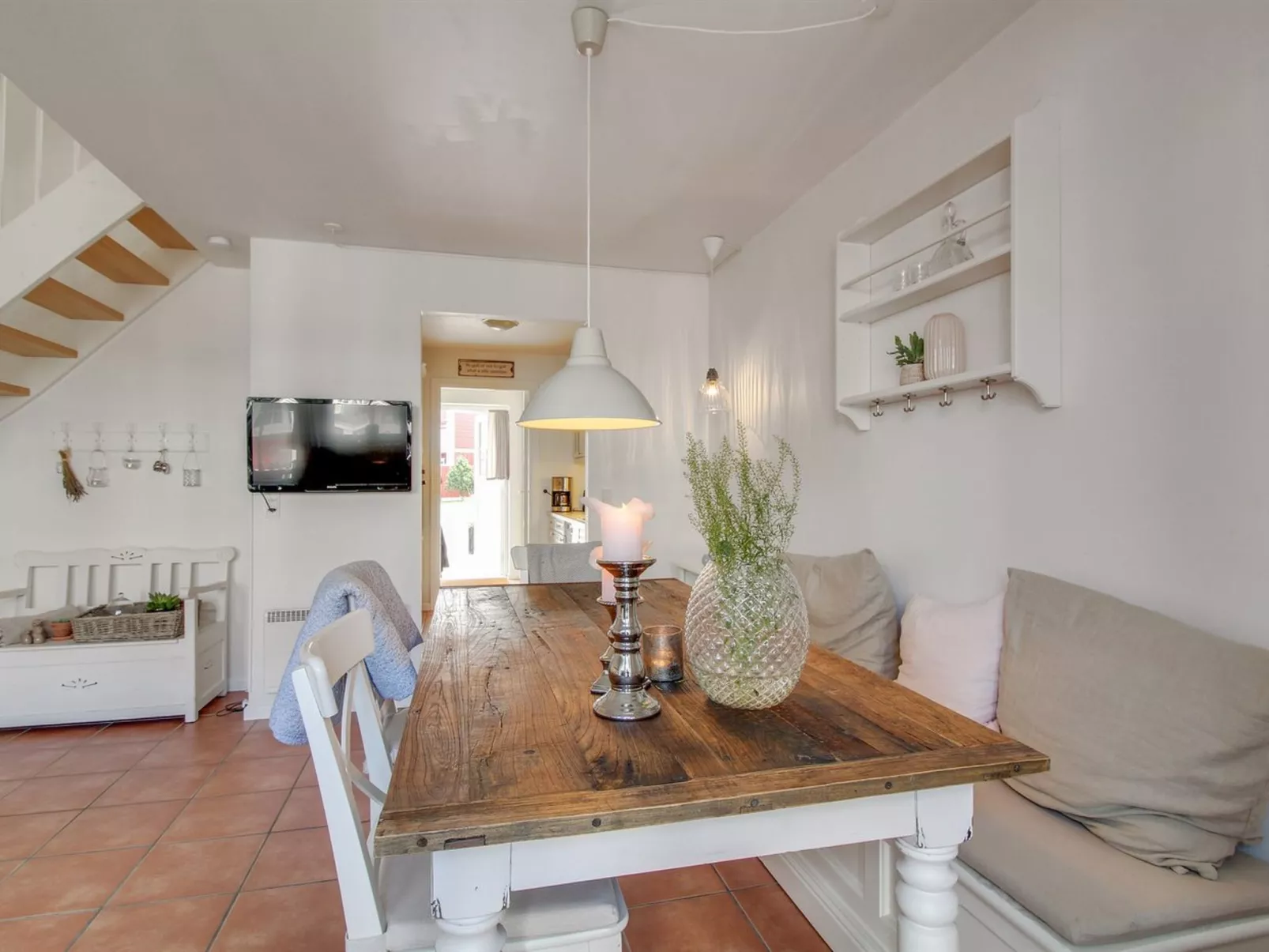 "Vinny" - 1.2km from the sea-Dedans