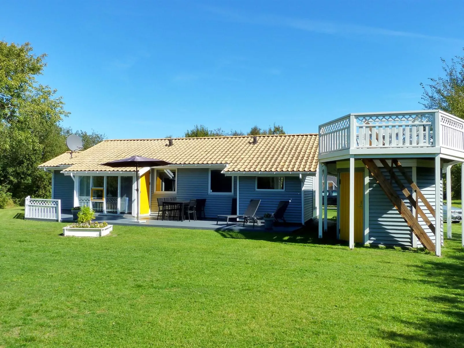 "Jouko" - 400m from the sea-Draußen