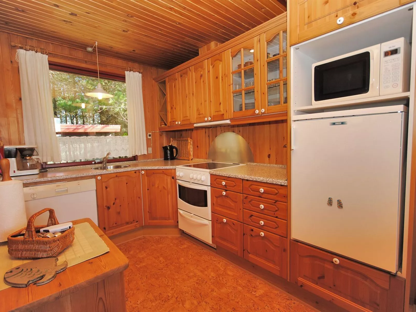 "Neven" - 900m from the sea-Inside