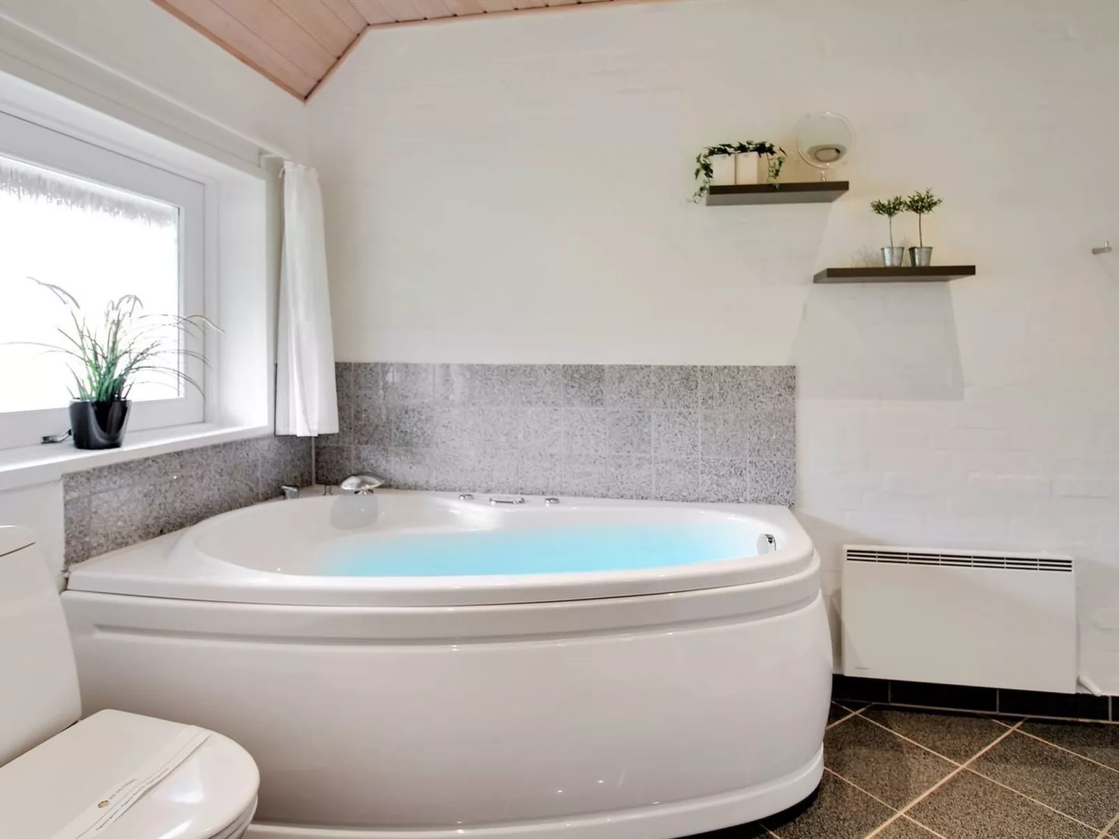 "Carolin" - 400m from the sea-Drinnen