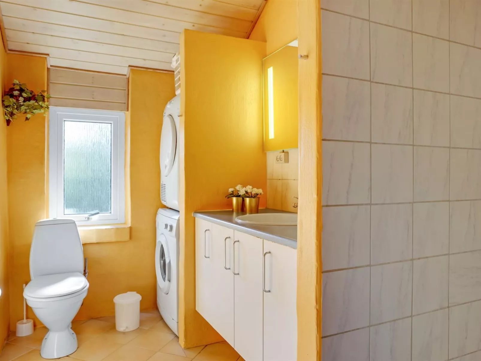 "Svane" - 1.2km from the sea-Drinnen