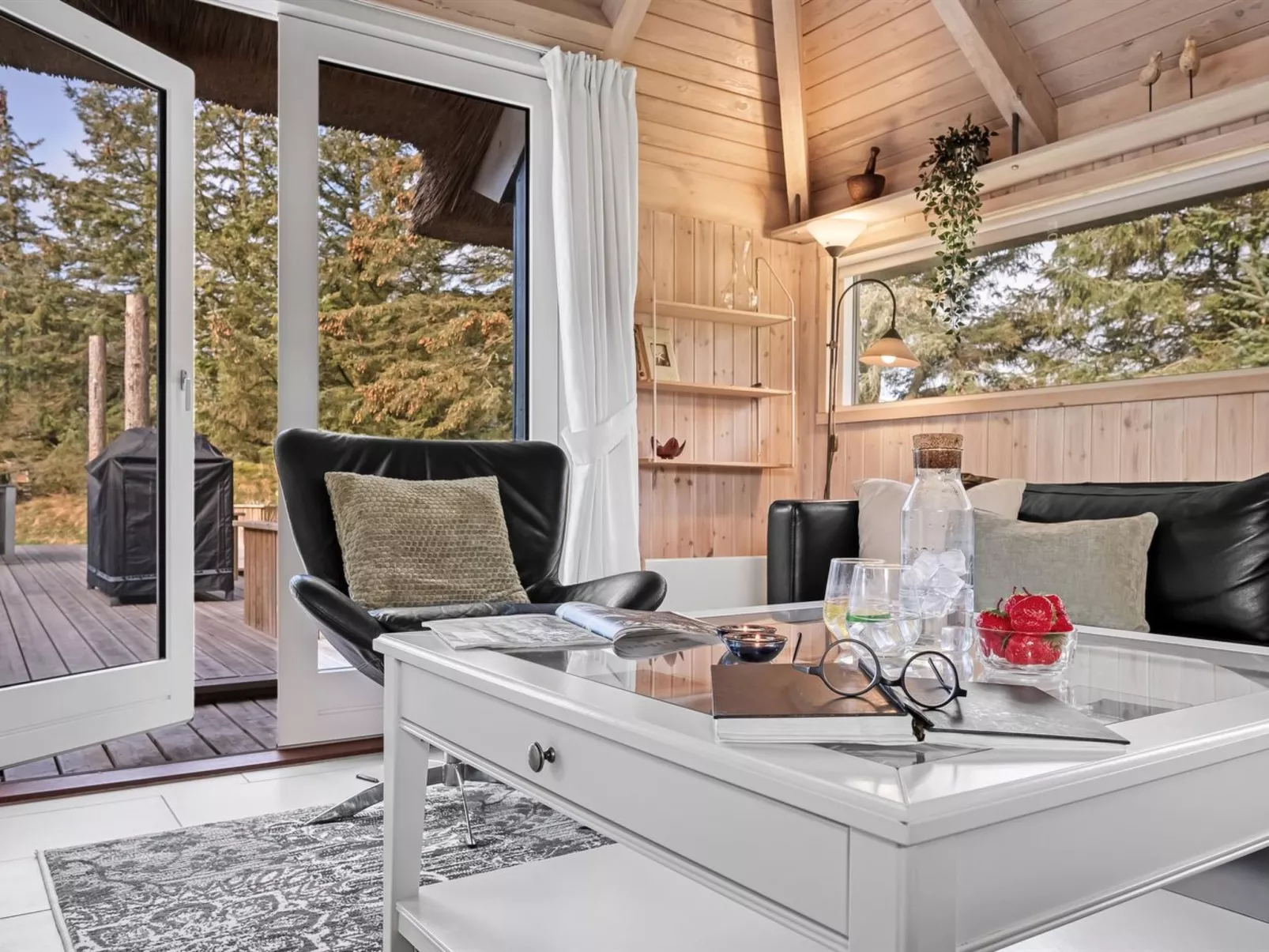 "Kenny" - 1.2km from the sea-Inside