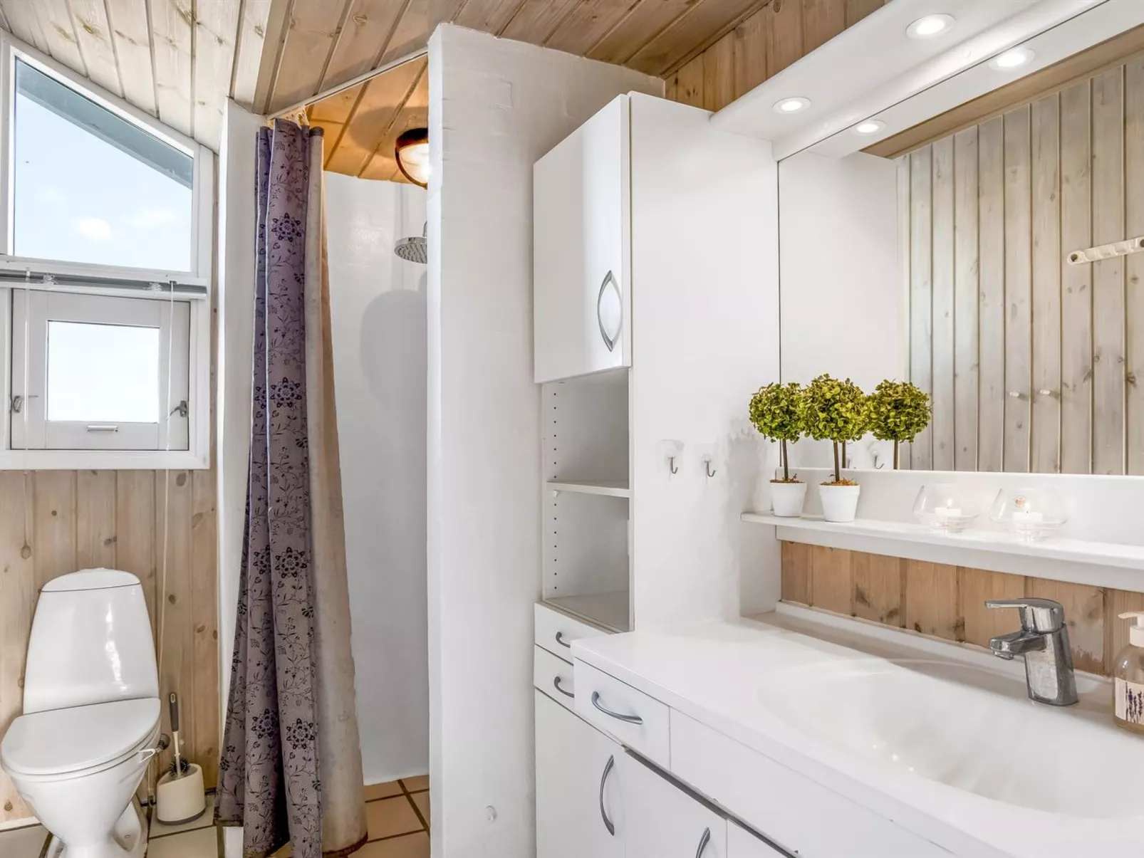 "Anne" - 100m from the sea-Dedans