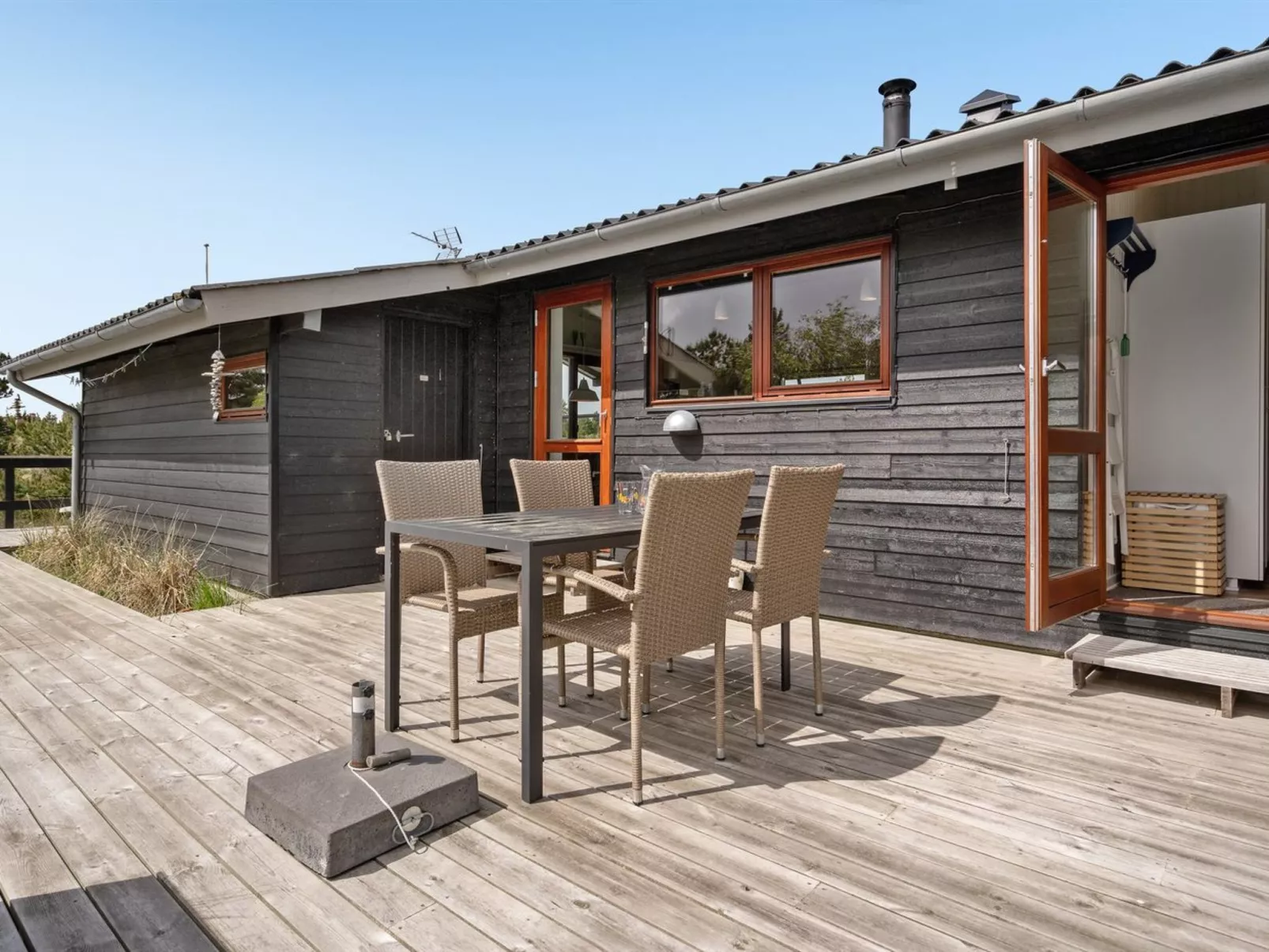 "Arjuna" - 3.8km from the sea-Draußen