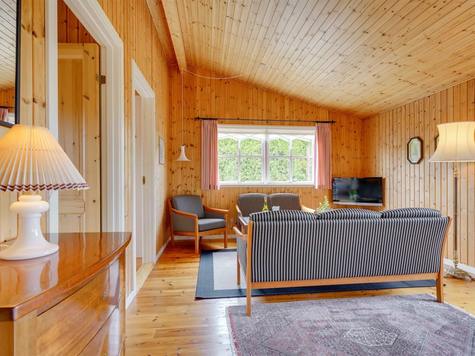 "Siem" - 650m from the sea-Inside