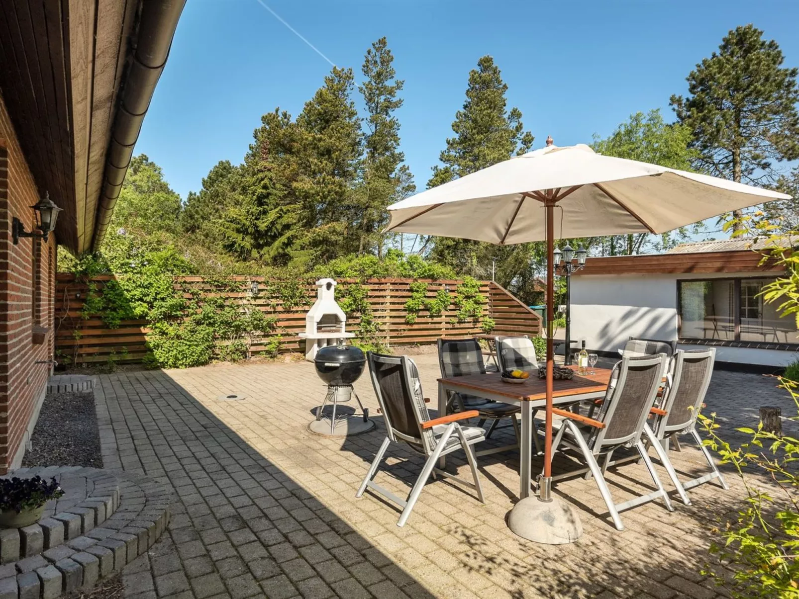 "Iiro" - 2.5km from the sea-Draußen