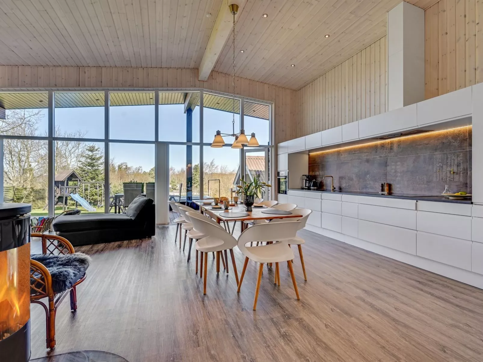 "Ylvi" - 250m from the sea-Dedans